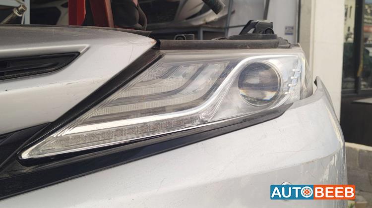 Lights Front light Toyota Camry