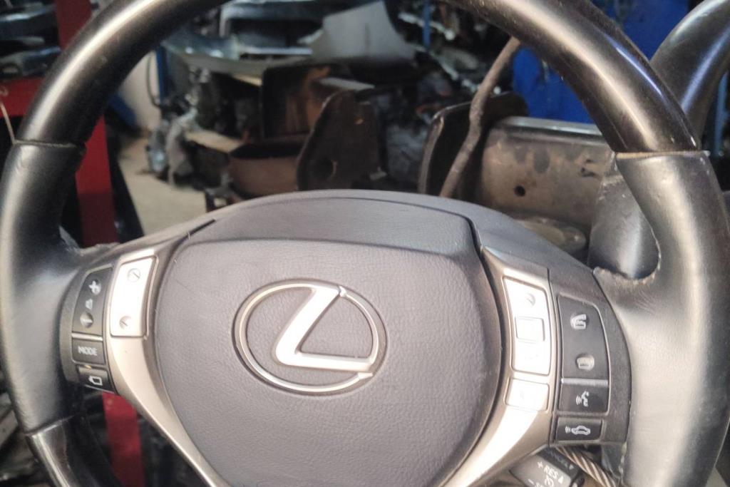 ستيرنج لكزس es300 2014 2015