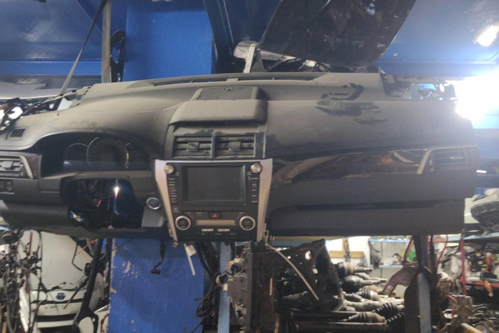 Cabin  Dashboard Toyota Camry