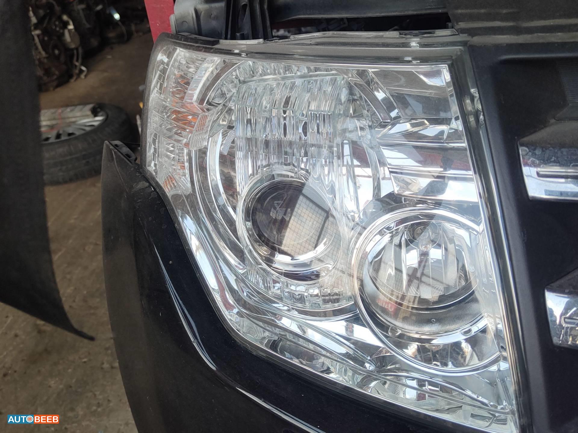 Lights Front light Mitsubishi Pajero