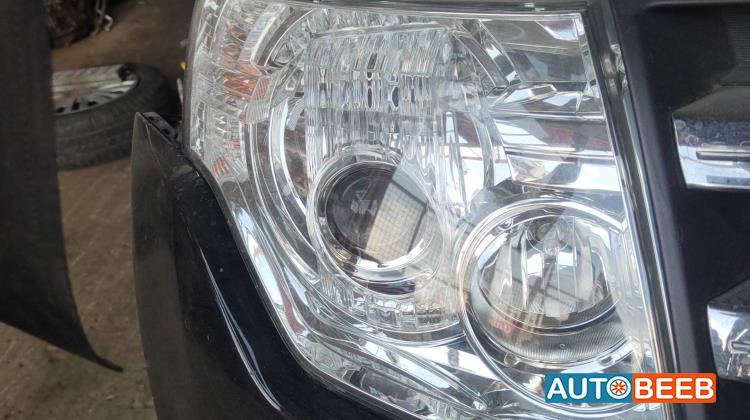 Lights Front light Mitsubishi Pajero