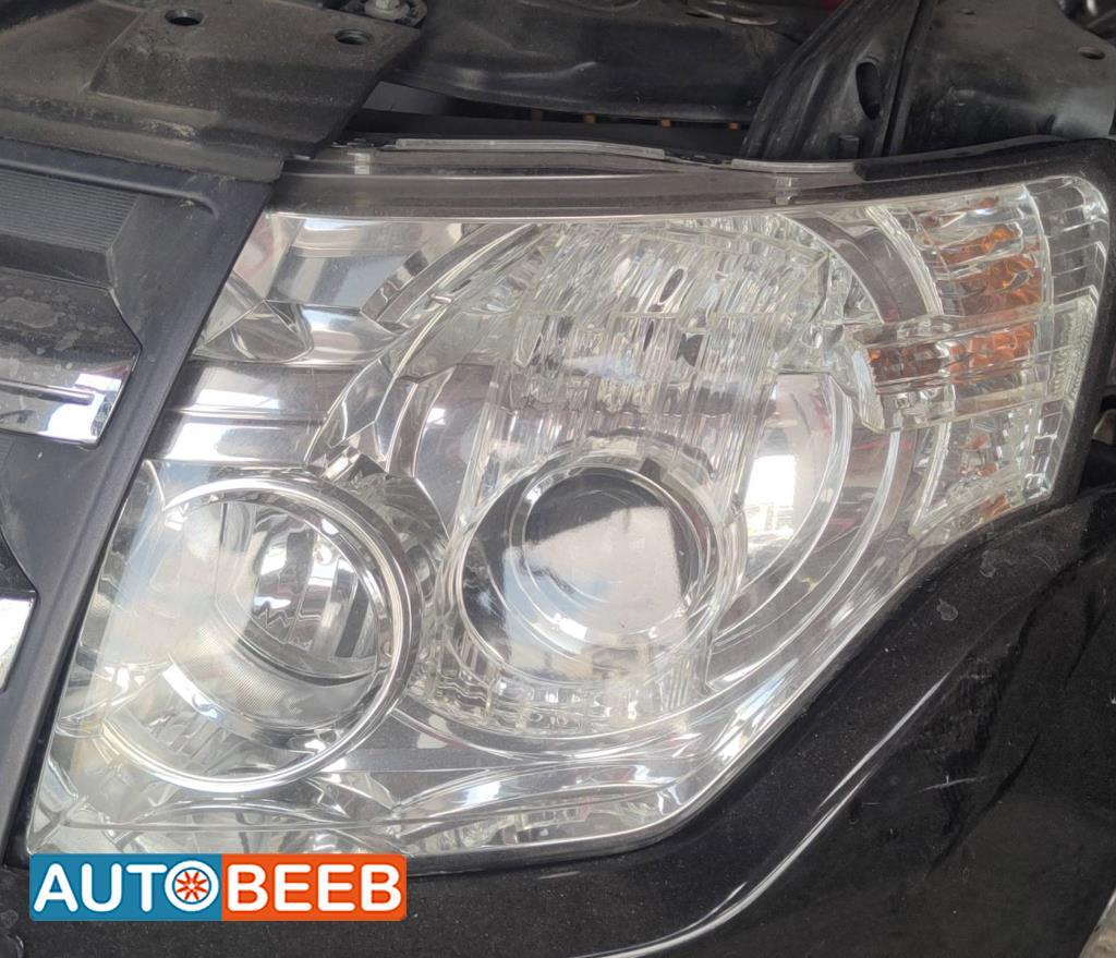 Lights Front light Mitsubishi Pajero