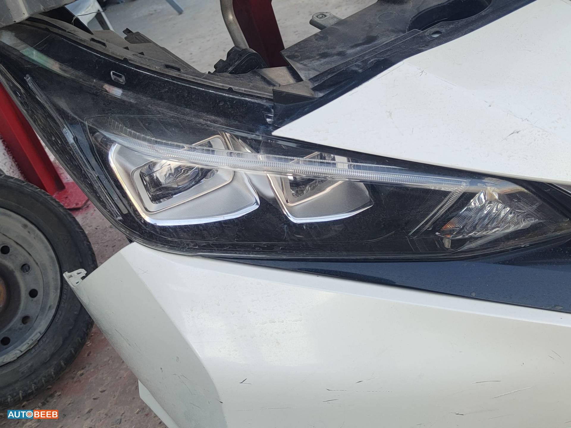 Lights Front light Nissan Leaf