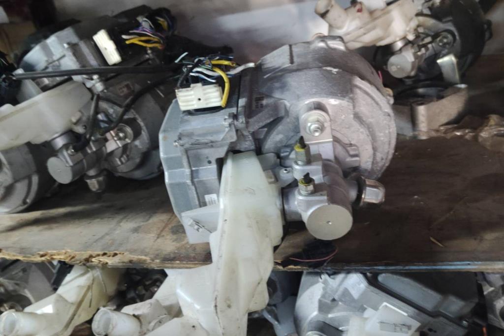  Mechanics  Nissan Leaf