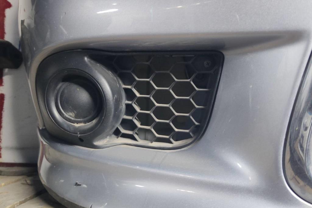 تسكيرة طمبون امامي يمين ميتسوبيشي لانسر ex 2010 2011