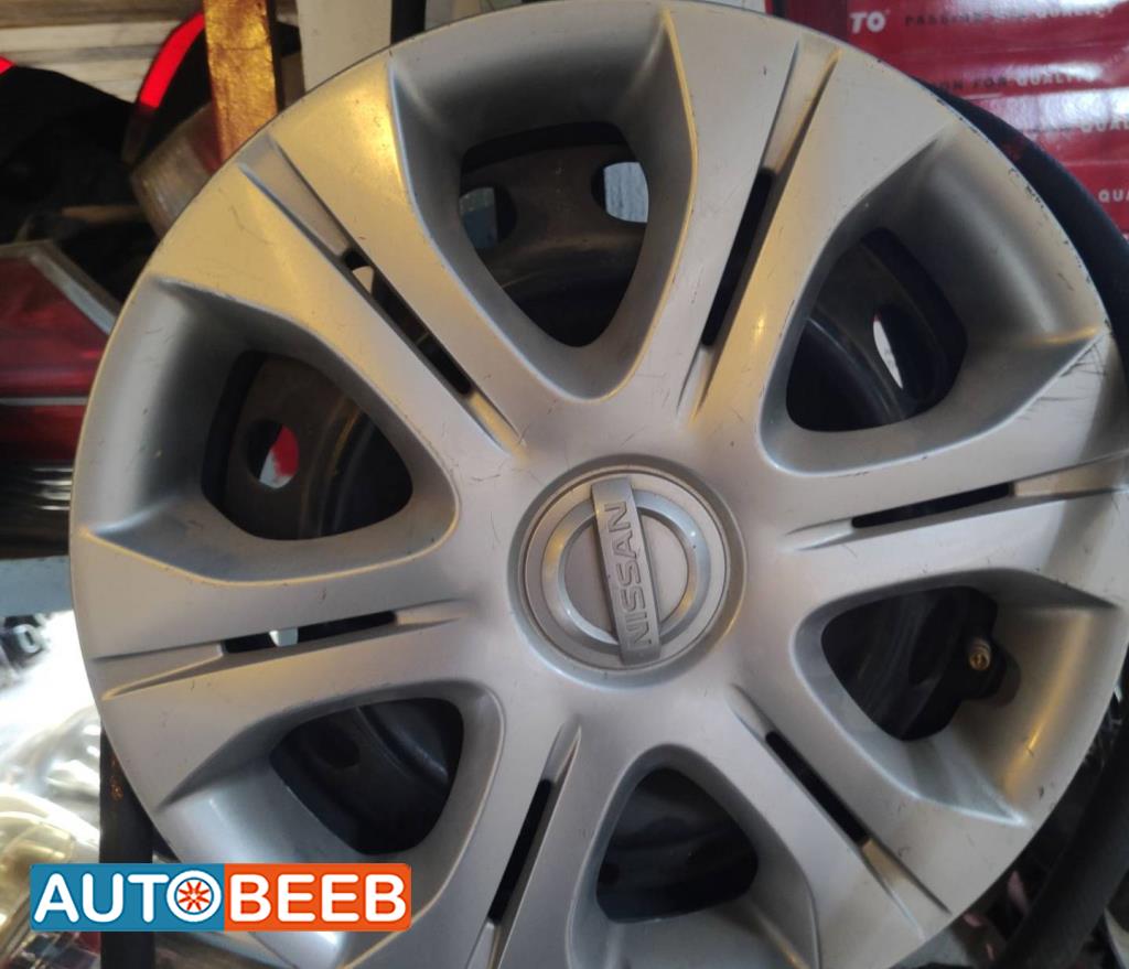 طاسة عجل نيسان صني 2001 2002