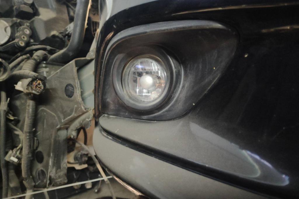 كشاف امامي يمين مازدا 6 2014 2015 2016