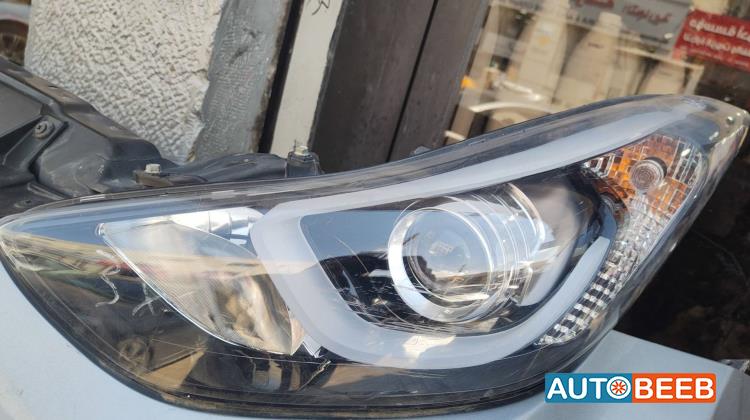 ضوء امامي شمال هيونداي افانتي md 2013 2014