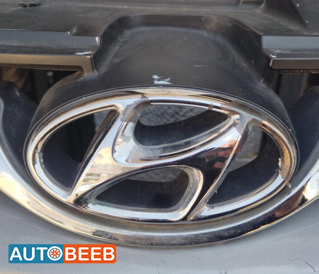 Body  Emblems Hyundai Avante