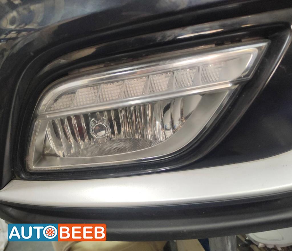 كشاف امامي يمين كيا نيرو 2017 2018