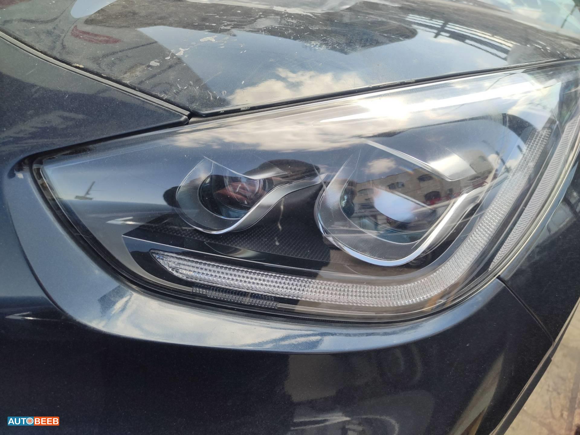 ضوء امامي شمال كيا نيرو 2020 2021