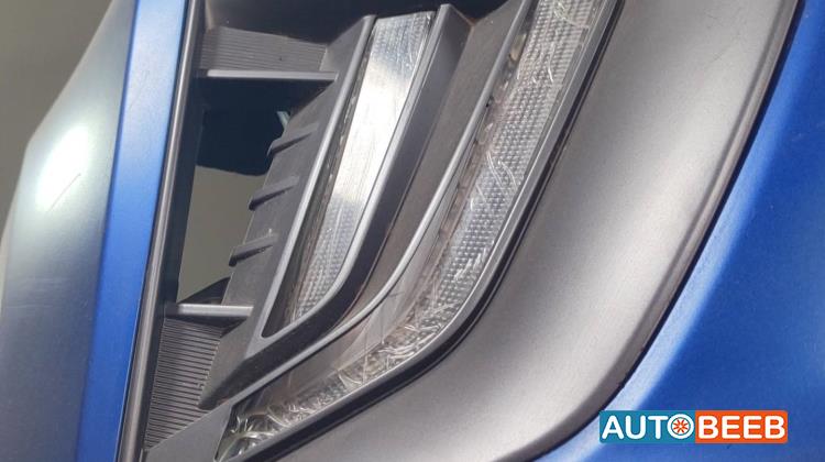 كشاف امامي يمين هيونداي ايونيك 2020 2021