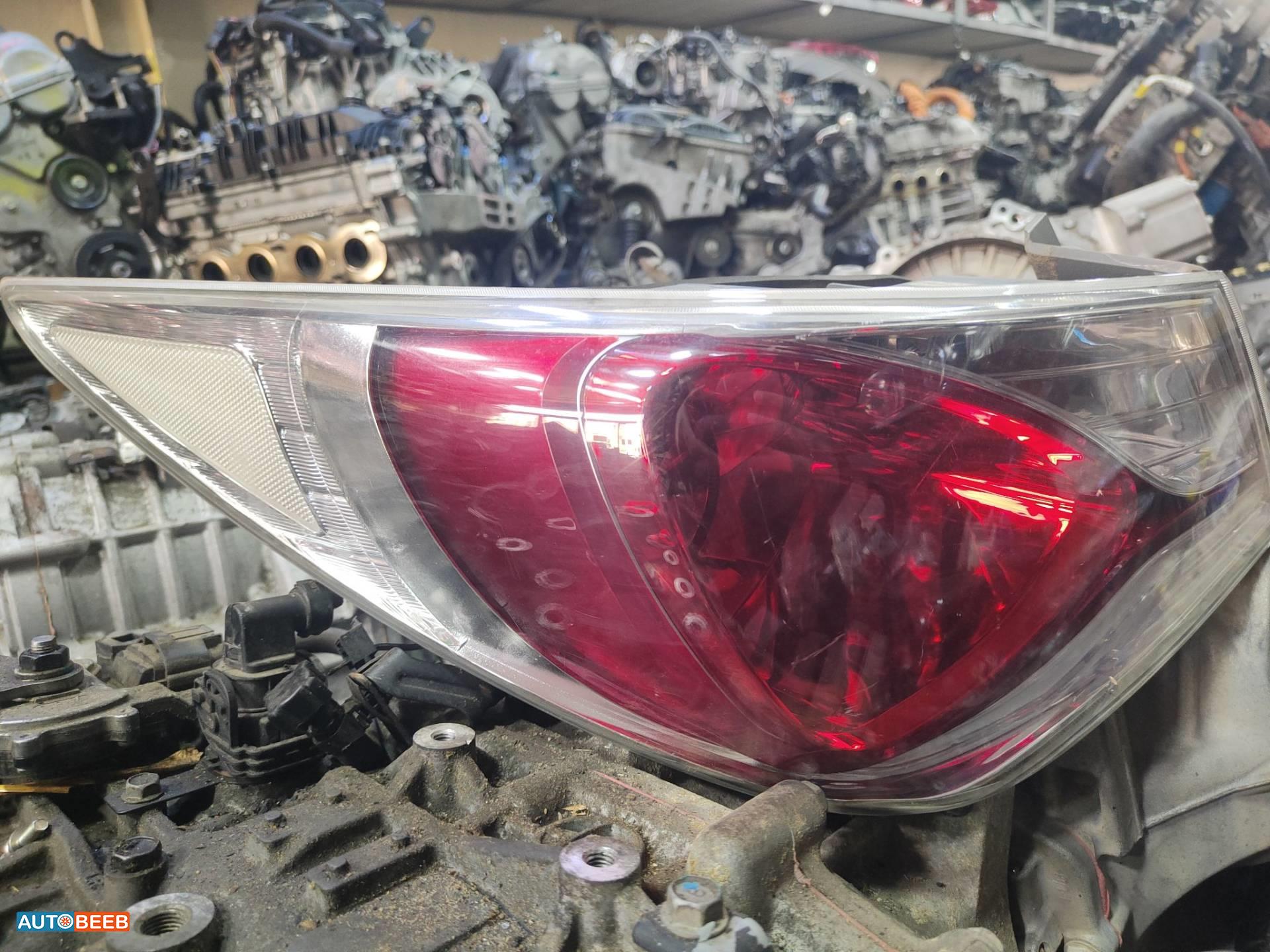 ضوء خلفي يمين شمال هيونداي سوناتا 2011 2012