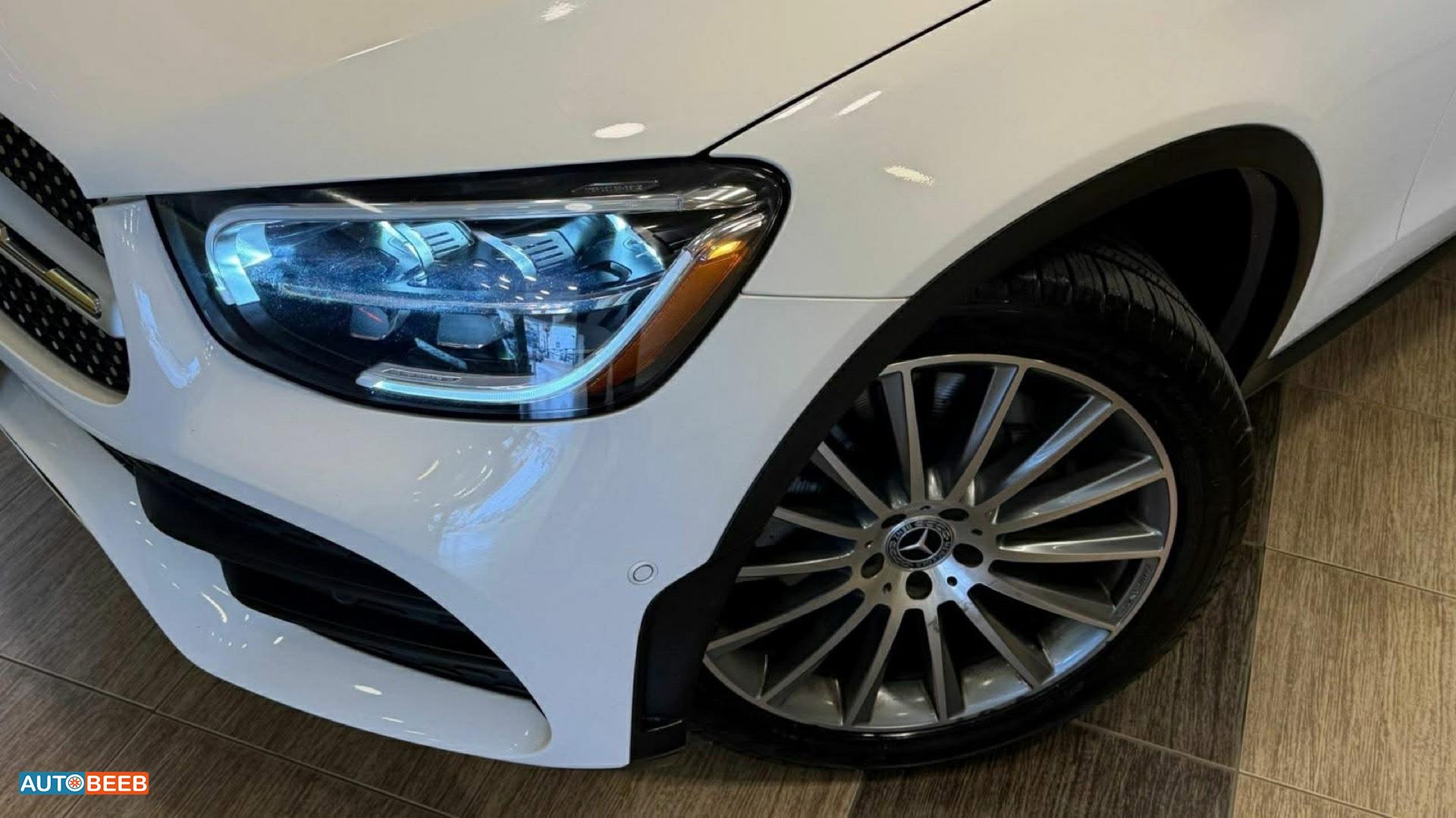 Mercedes Benz GLC300 2023