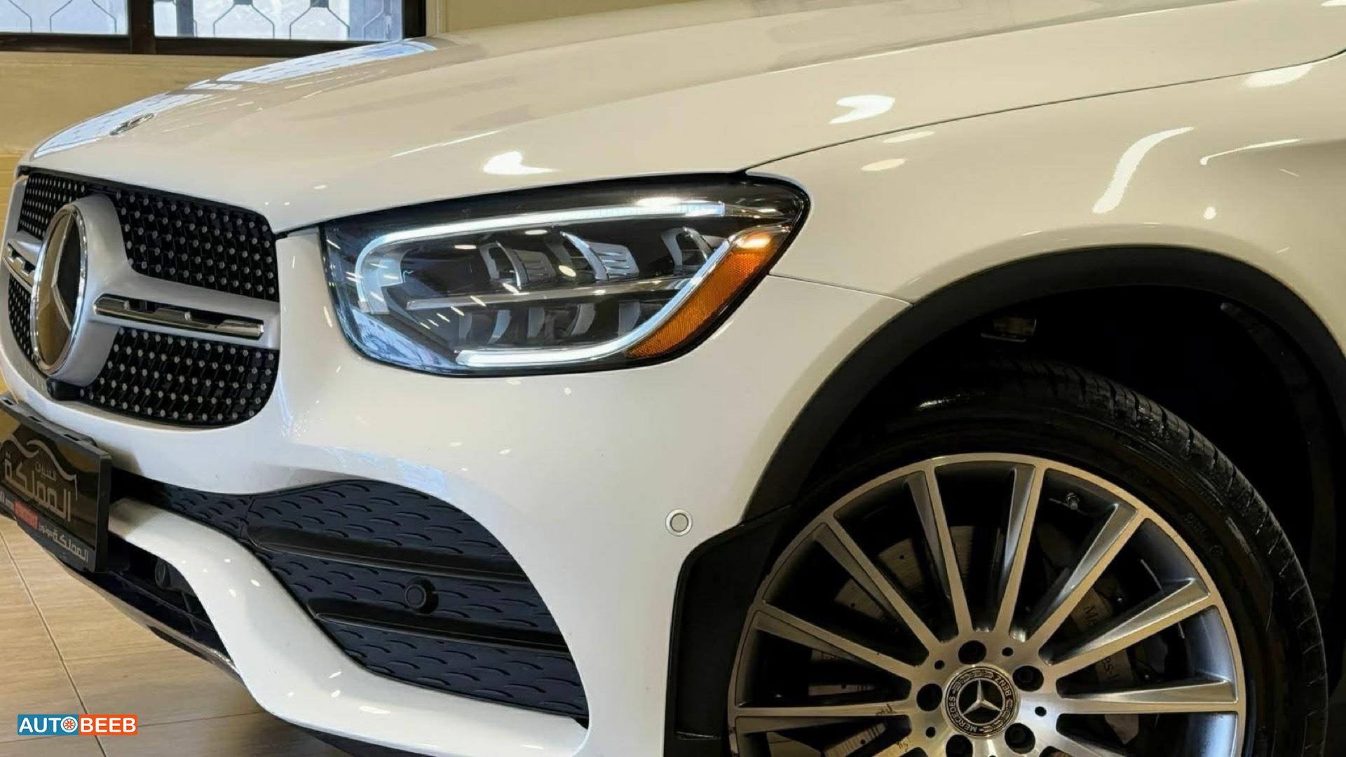 Mercedes Benz GLC300 2023