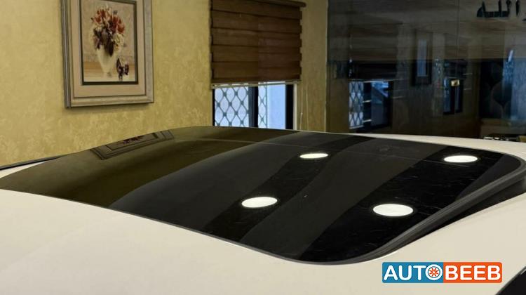 Mercedes Benz GLC300 2023