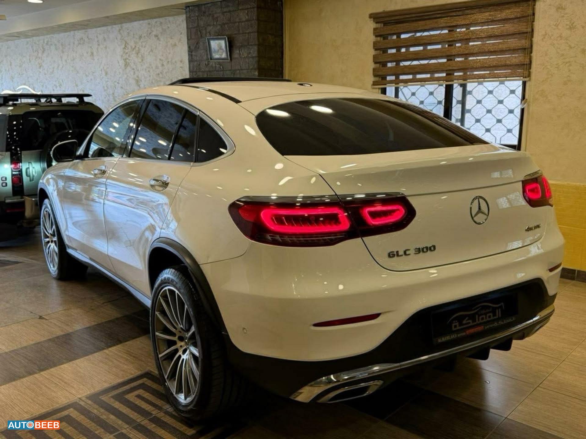Mercedes Benz GLC300 2023