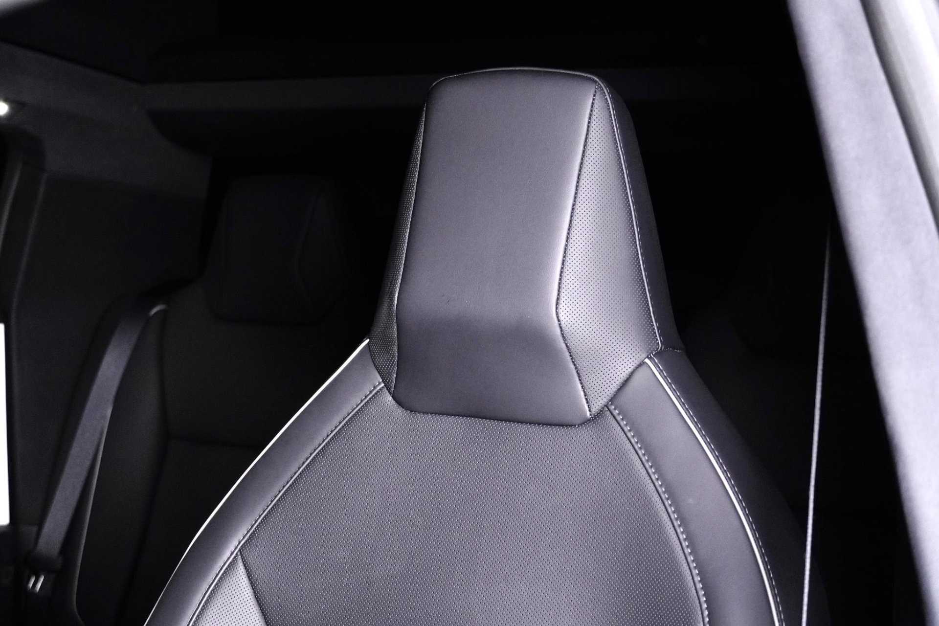 Tesla Cybertruck 2025