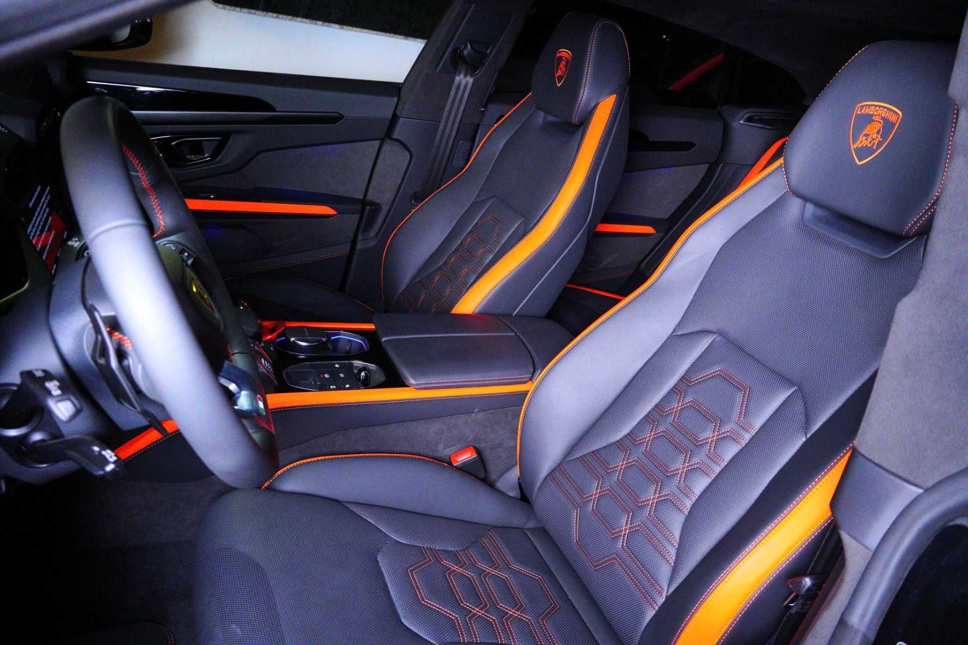 Lamborghini Urus 2026