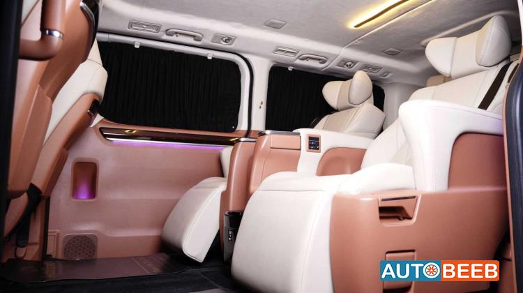 ميني باص تويوتا 2026