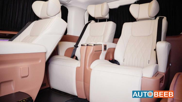 ميني باص تويوتا 2026