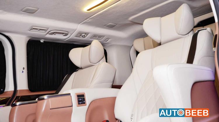 ميني باص تويوتا 2026