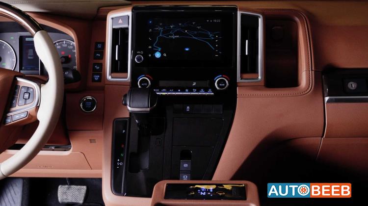 ميني باص تويوتا 2026