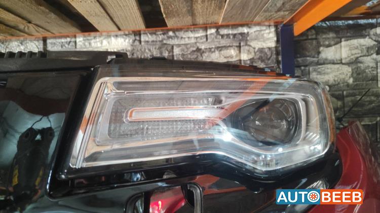 Lights Front light Jeep Grand Cherokee