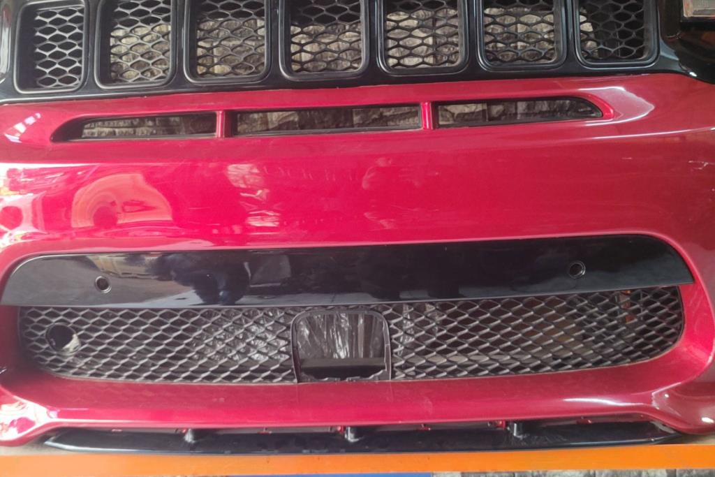 Body  Grilles Jeep Grand Cherokee