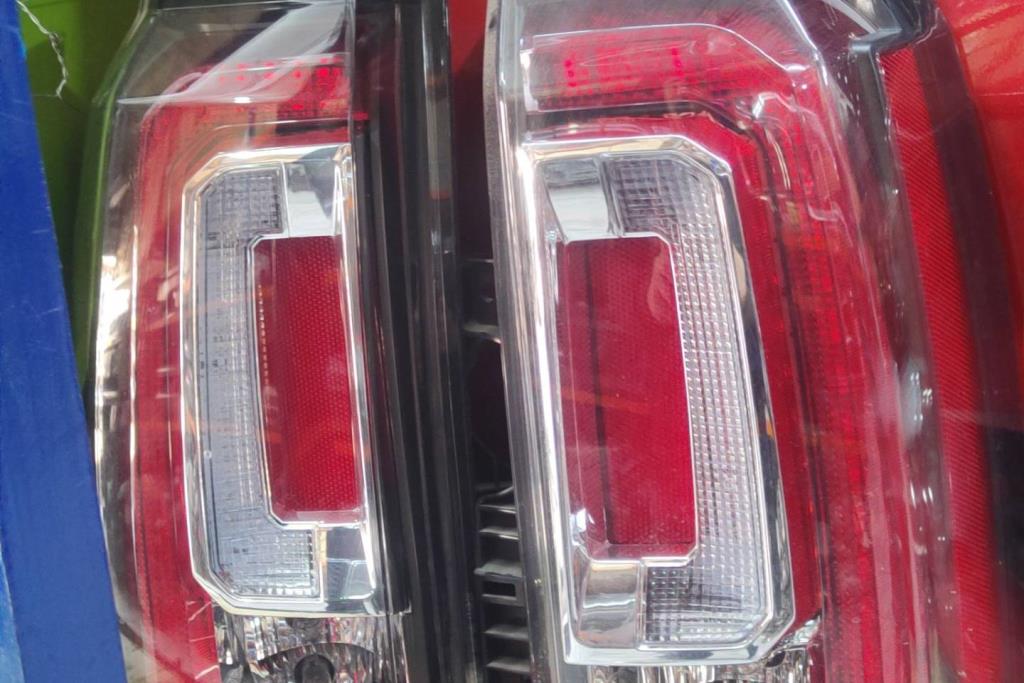 Lights Rear light GMC Yukon