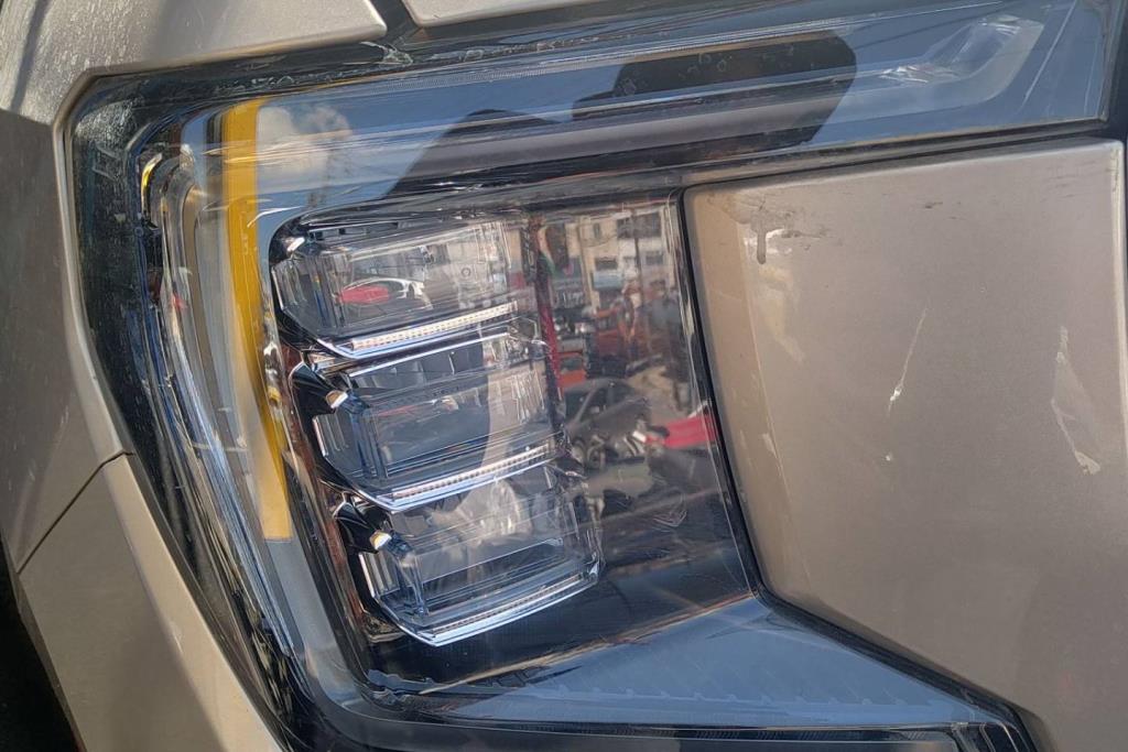 ضوء امامي يمين جي ام سي يوكن 2021 2022 2023 2024