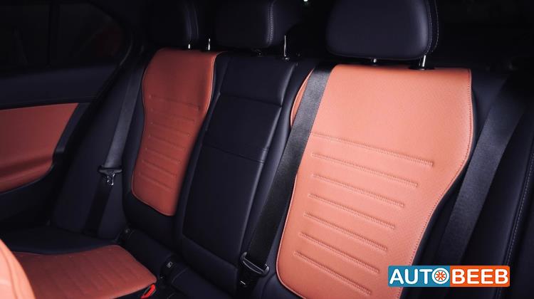 مرسيدس بنز C180 2025