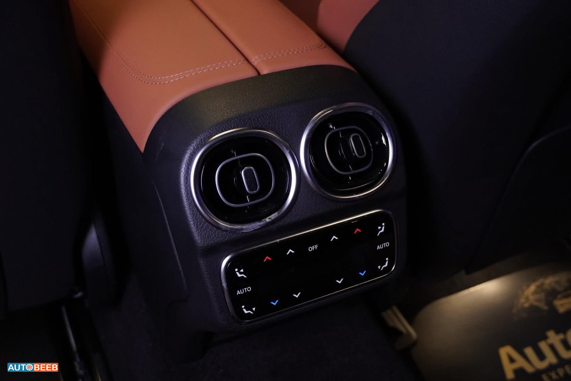 مرسيدس بنز C180 2025