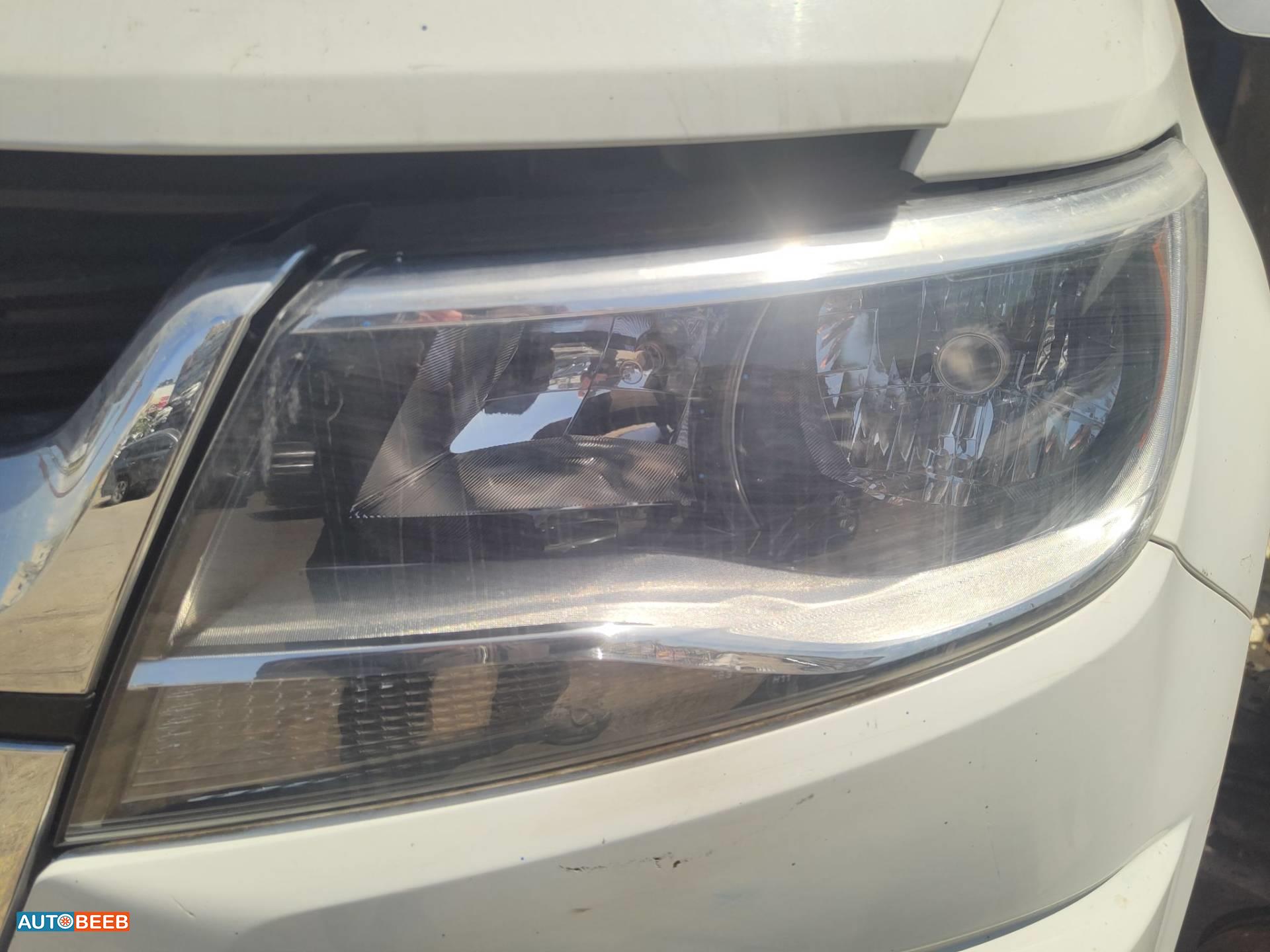 Lights Front light Chevrolet Colorado