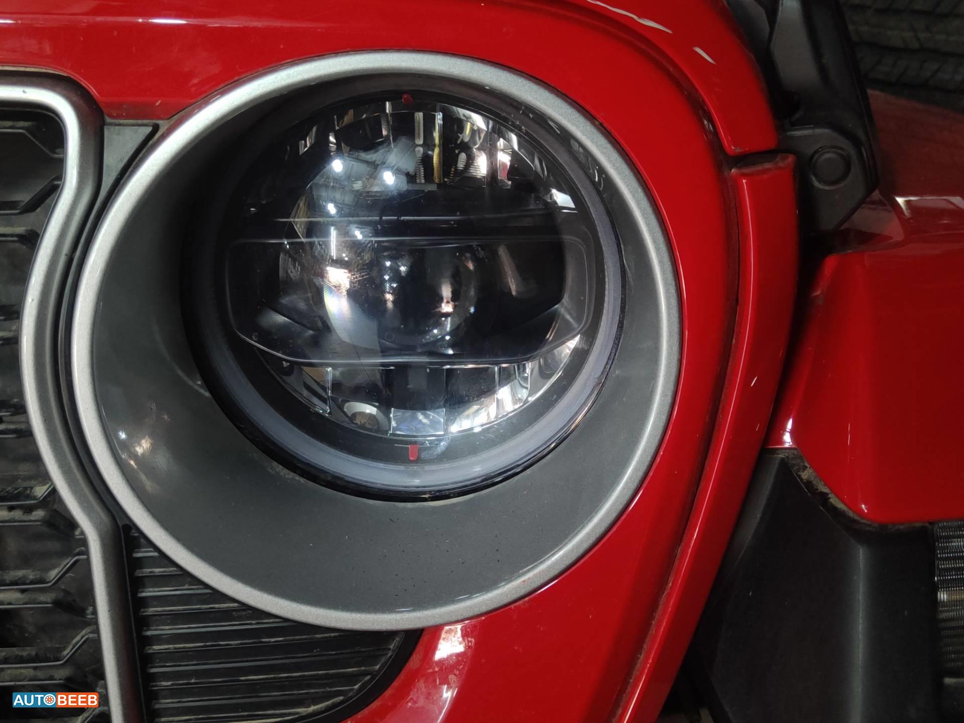 ضوء امامي شمال جيب رانجلر 2025 2026