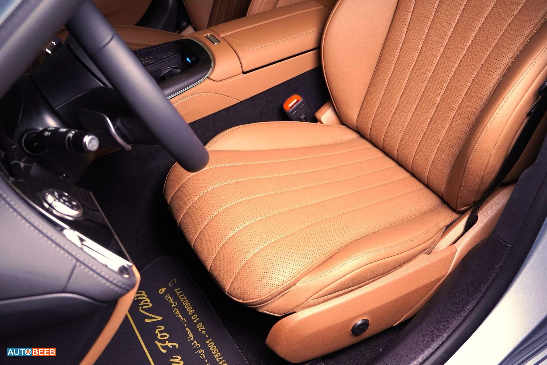 مرسيدس بنز E200 2025