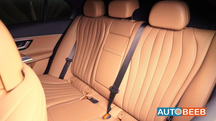 مرسيدس بنز E200 2025