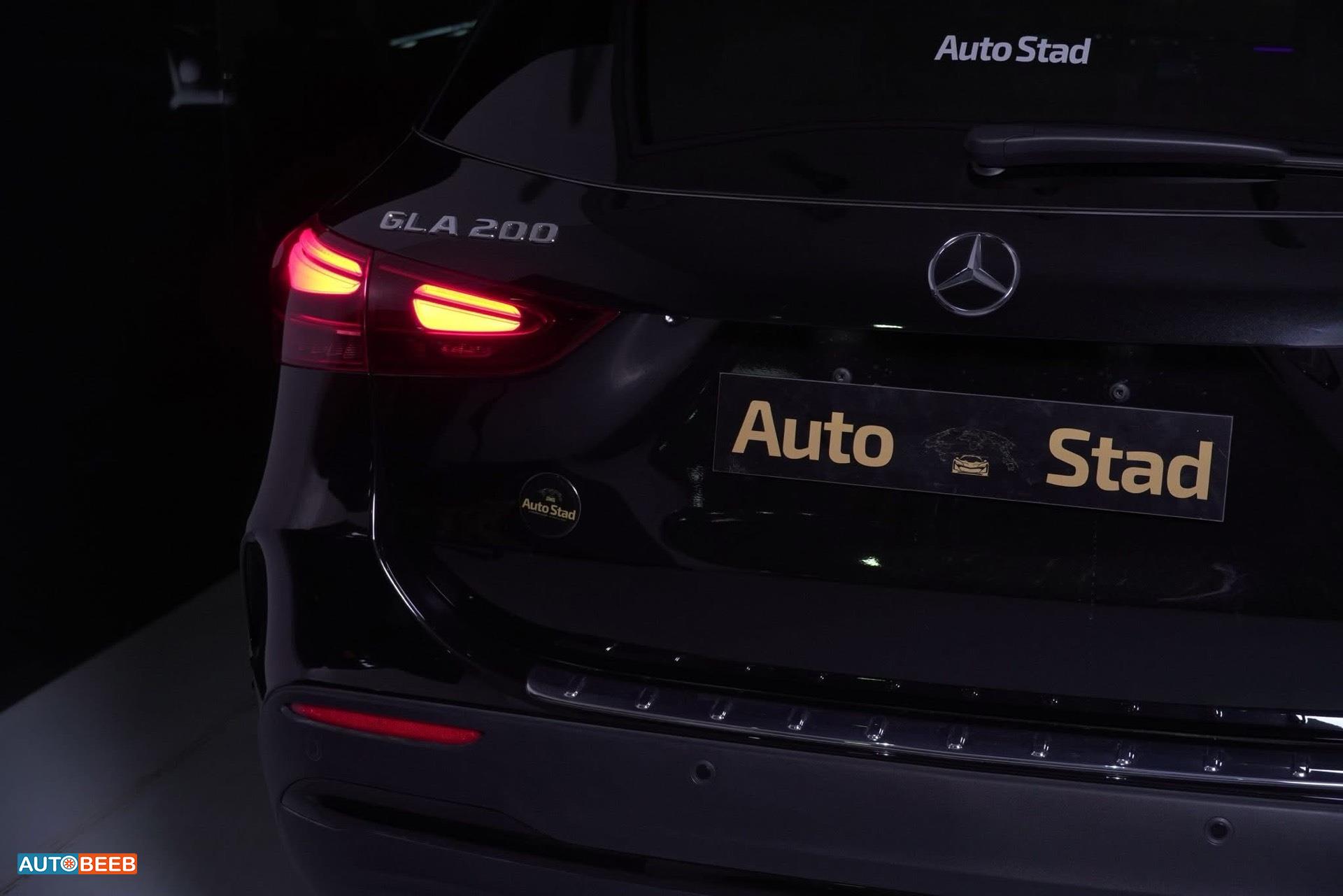 مرسيدس بنز GLA200 2026