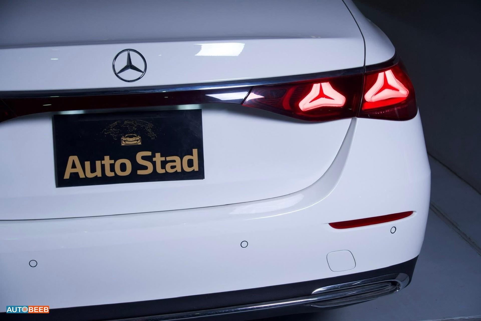 مرسيدس بنز E200 2025