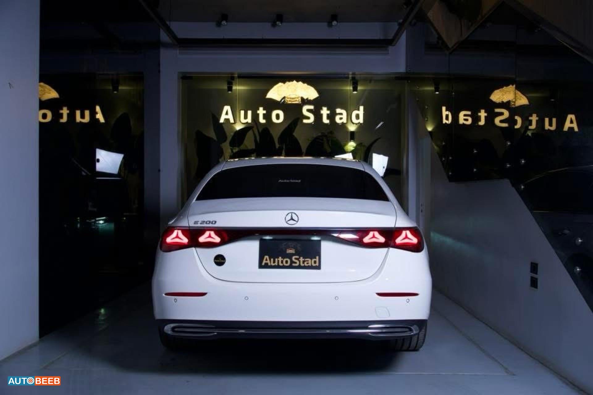 مرسيدس بنز E200 2025