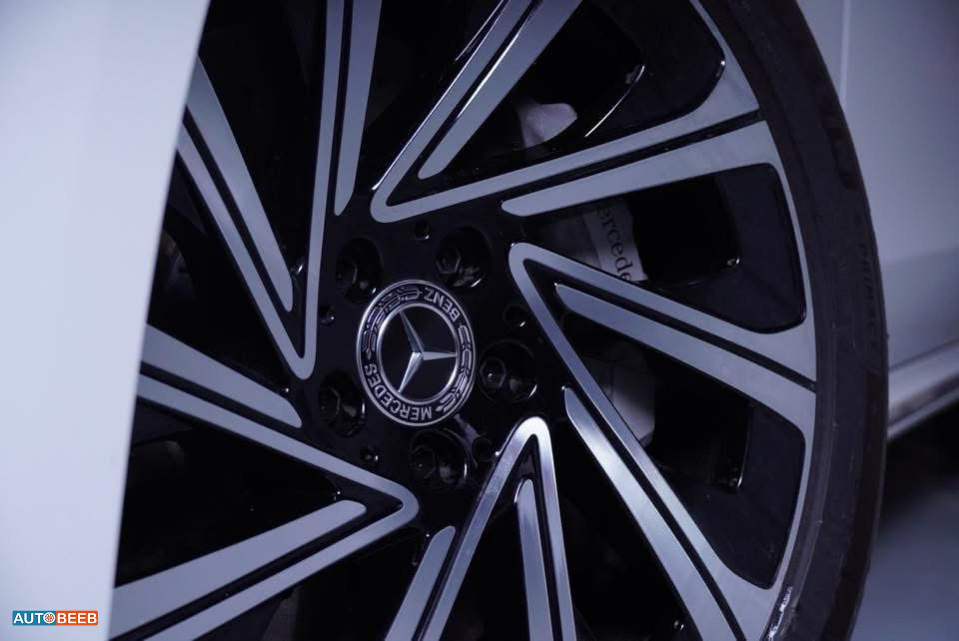 مرسيدس بنز E200 2025