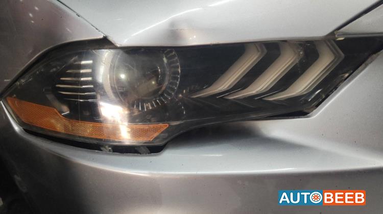 ضوء امامي يمين فورد موستانج 2020 2021