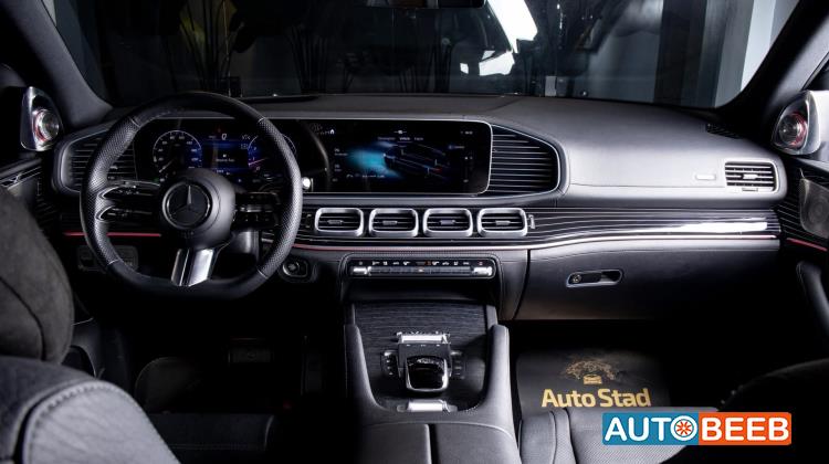 مرسيدس بنز GLS580 2024