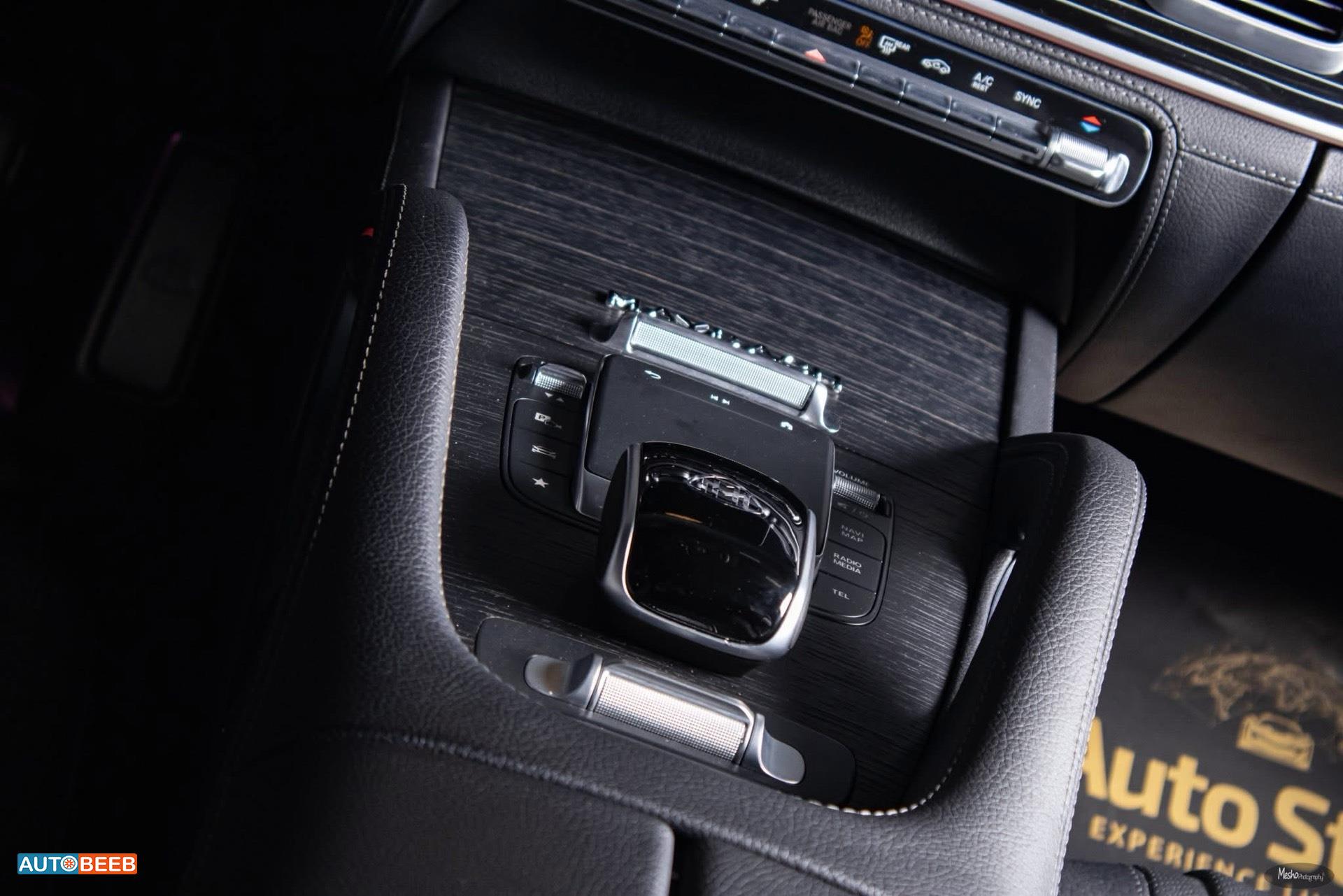 مرسيدس بنز GLS580 2024