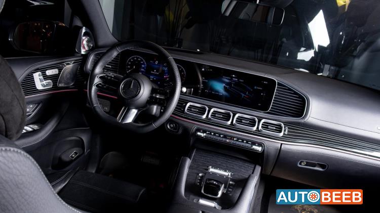 مرسيدس بنز GLS580 2024