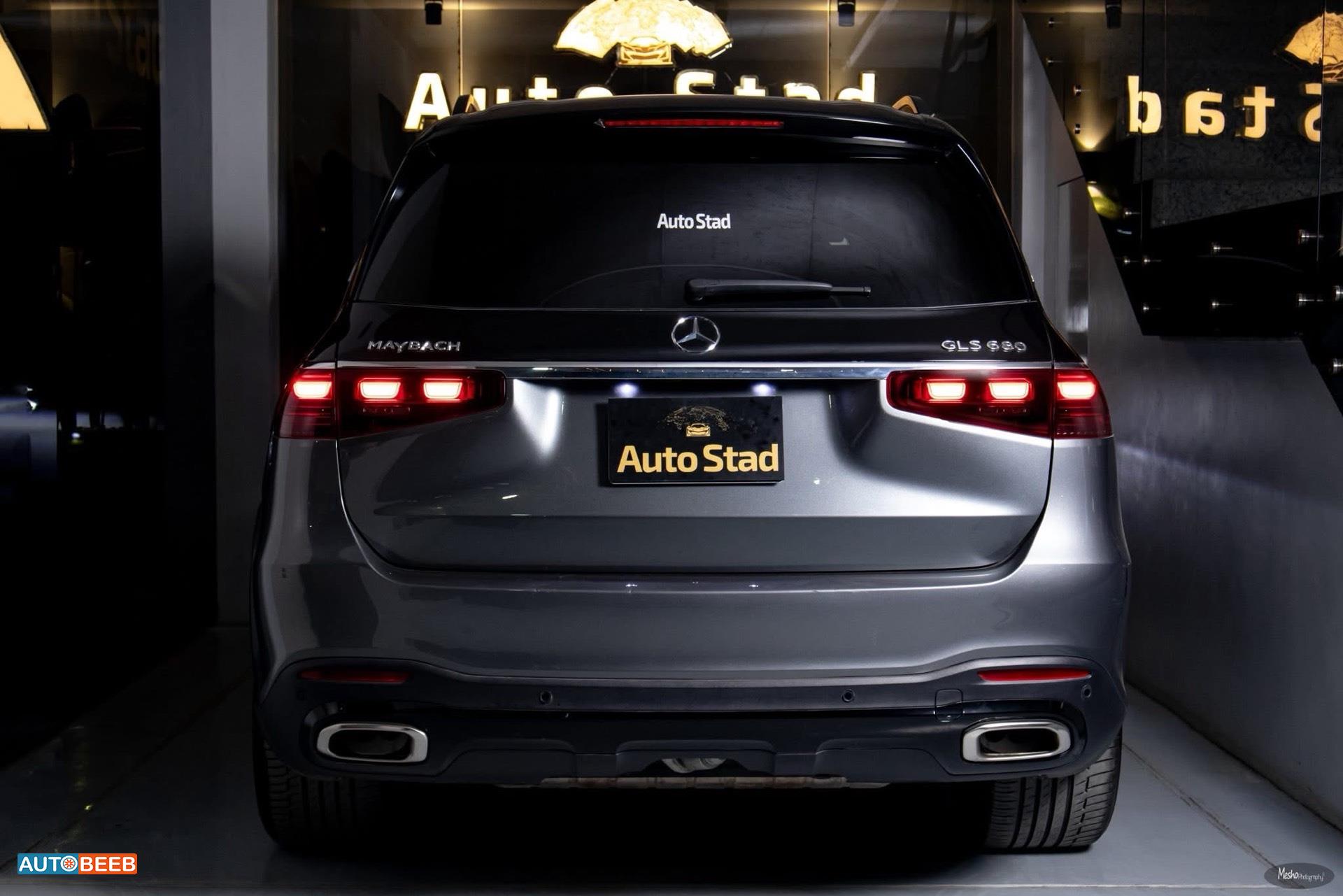 مرسيدس بنز GLS580 2024