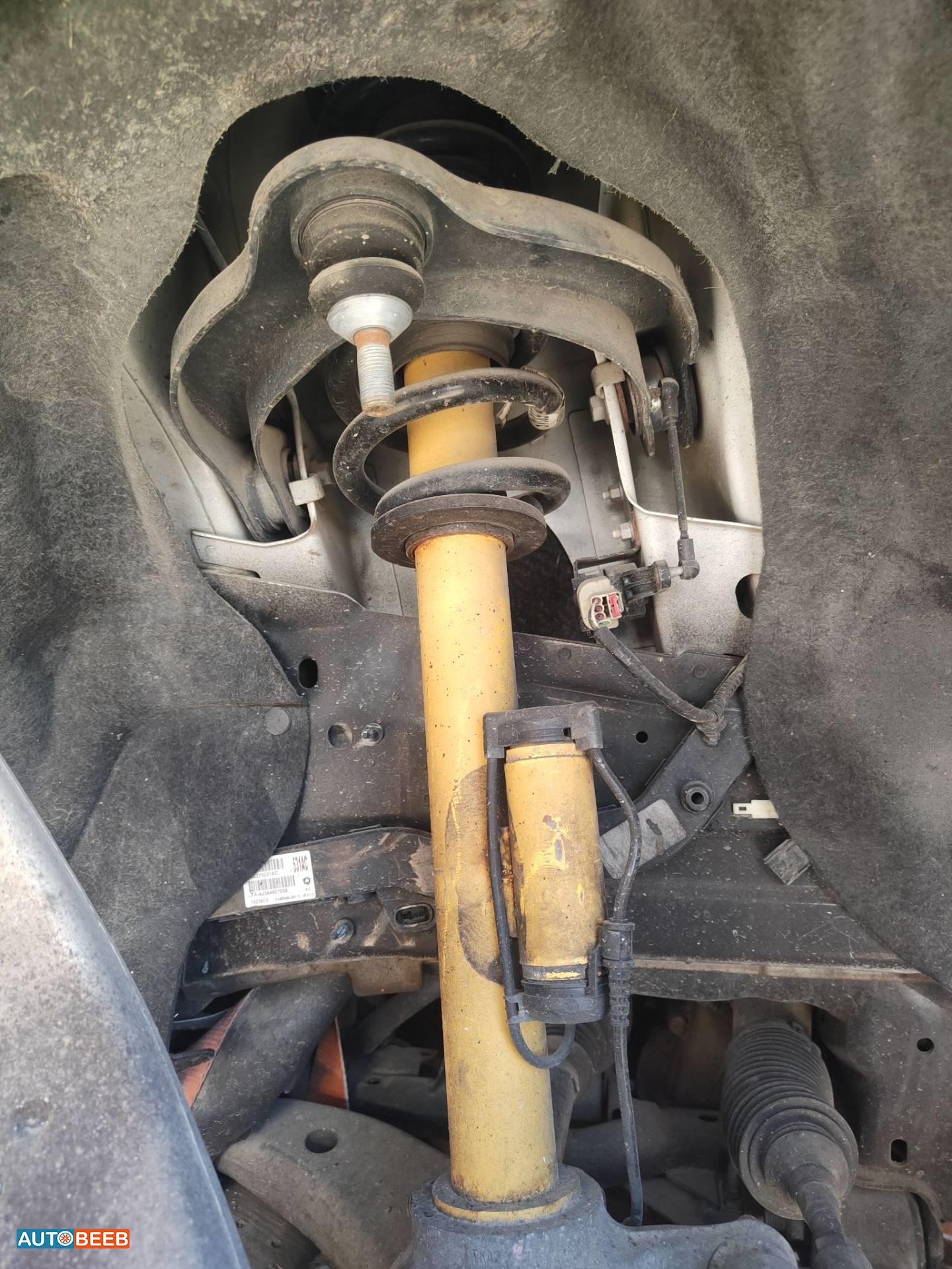  Shock Absorber Jeep Grand Cherokee