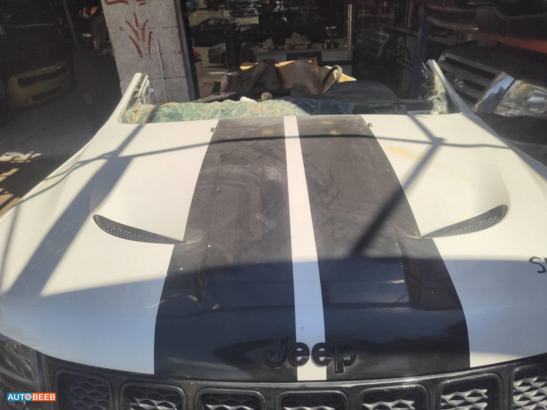 Body  Hood Jeep Grand Cherokee