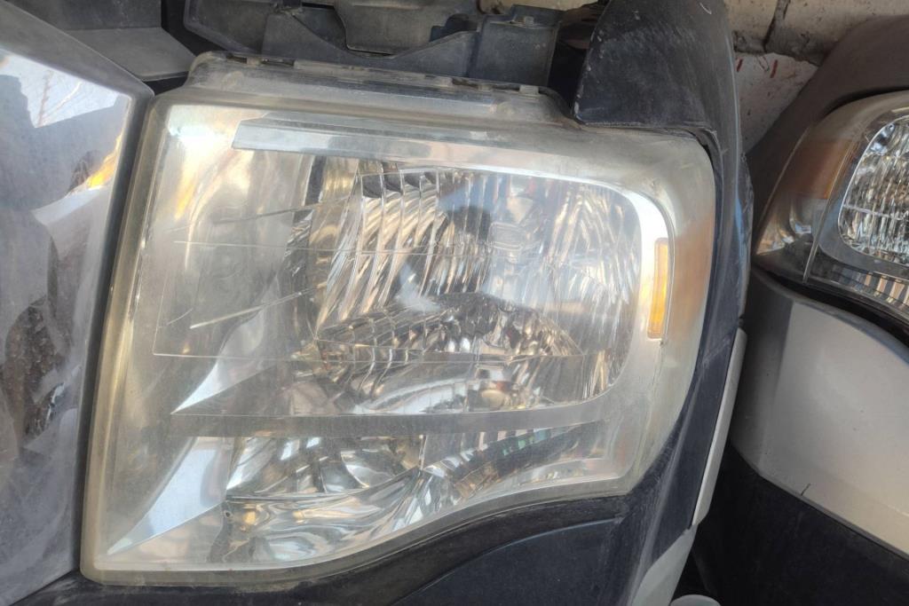 Lights Front light Ford Expedition