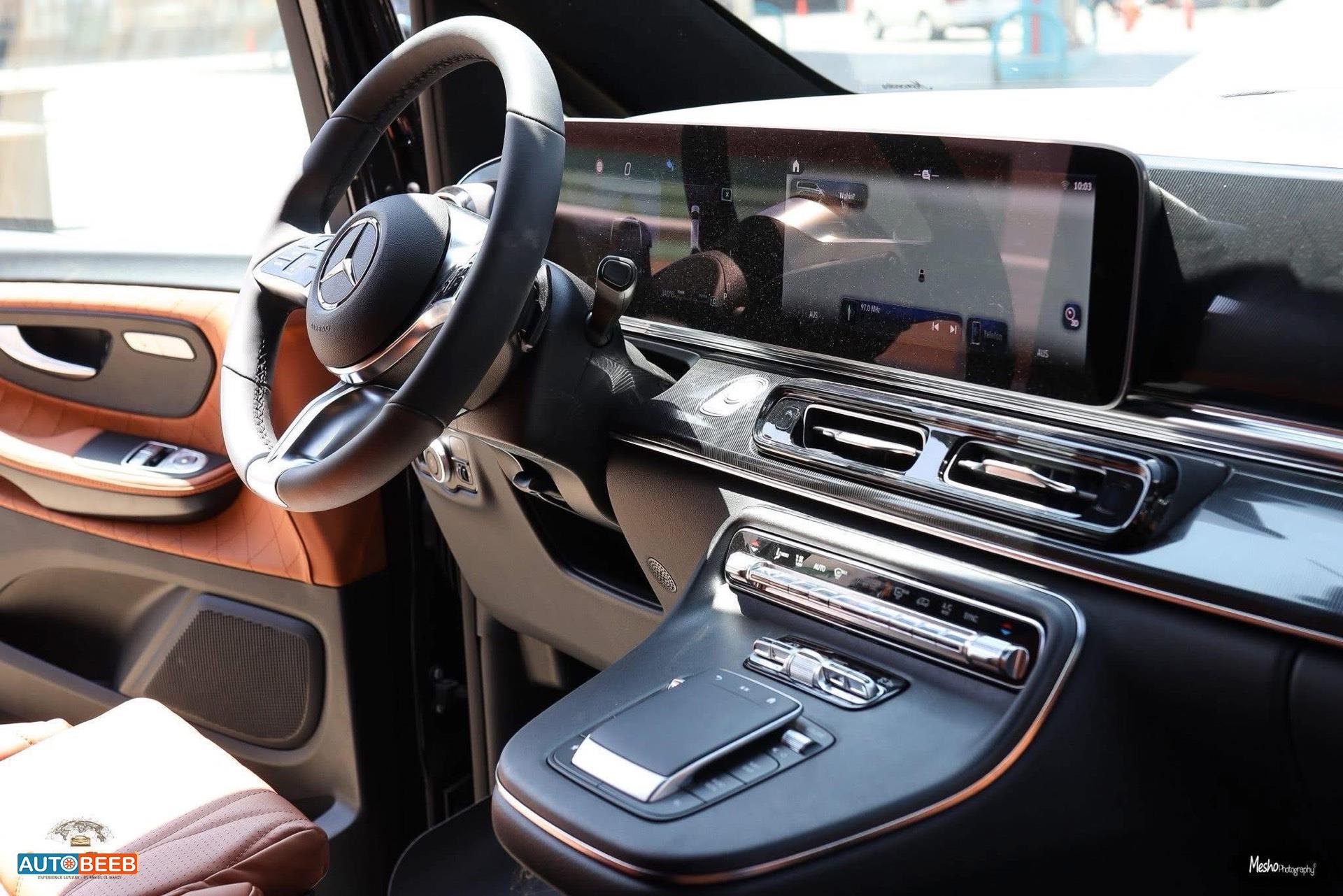 ميني باص مرسيدس بنز 2025